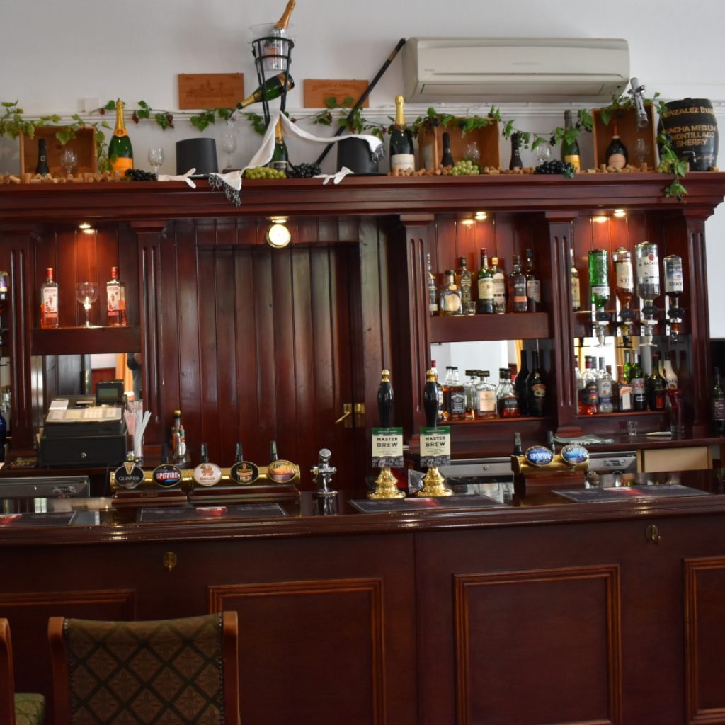 Bar05